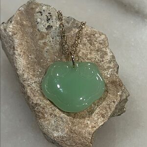 Green Jadeite Cloud Ruyi Pendant Necklace